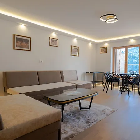 Mountain Retreat アパート Bjelašnica