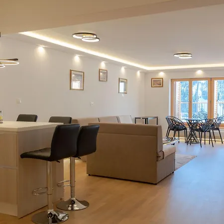 Mountain Retreat アパート Bjelašnica